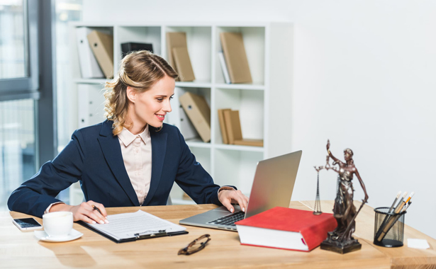 Can Paralegals Draft Legal Documents? Everything You Need To Know