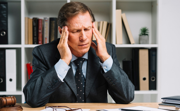 Lawyer Burnout- 6 Steps to Stop It Before It Gets Worse
