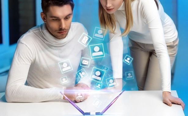 How to Build and Manage Client Relationships Online