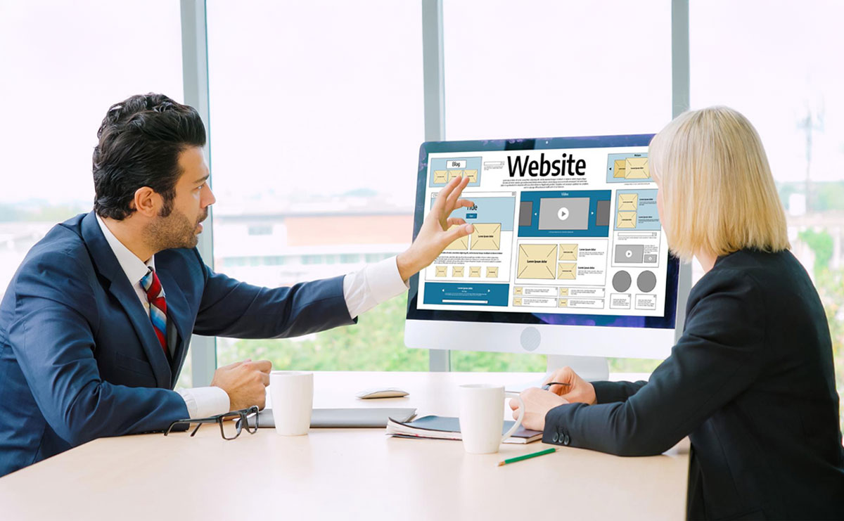 Winning Strategies for Lawyer Website Content Today